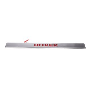 Hromēta līste virs numurzīmes ar sarkanu LED apgaismojumu (nerūsējošais tērauds) Peugeot Boxer 2006–2025 foto 2