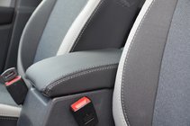 Volkswagen Tiguan 2007–2016 Autokrēslu pārvalki (ekoāda↗audums, Premium) foto 8