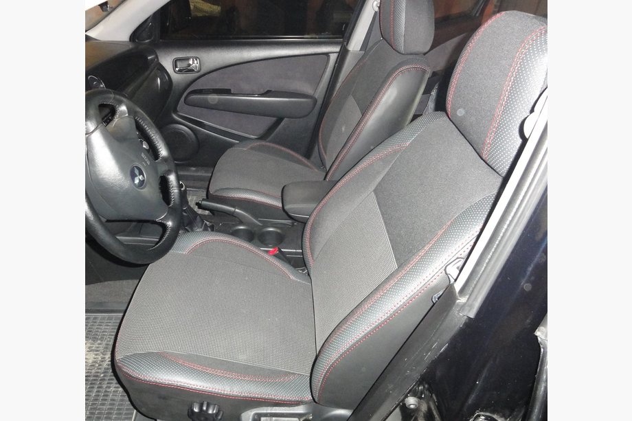 Mitsubishi Outlander 2001–2006 Auto sēdekļu pārvalki SoyuzAuto Premium Image