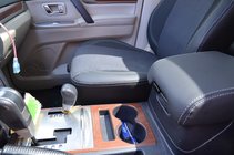 Mitsubishi Pajero Wagon III 1999–2006 Autosēdekļu pārvalki (mākslīgā āda↗audums, Premium) foto 5