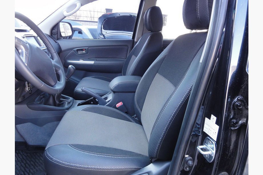 Toyota Hilux 2006–2015 Premium autosedekļu pārvalki (2013+) Image
