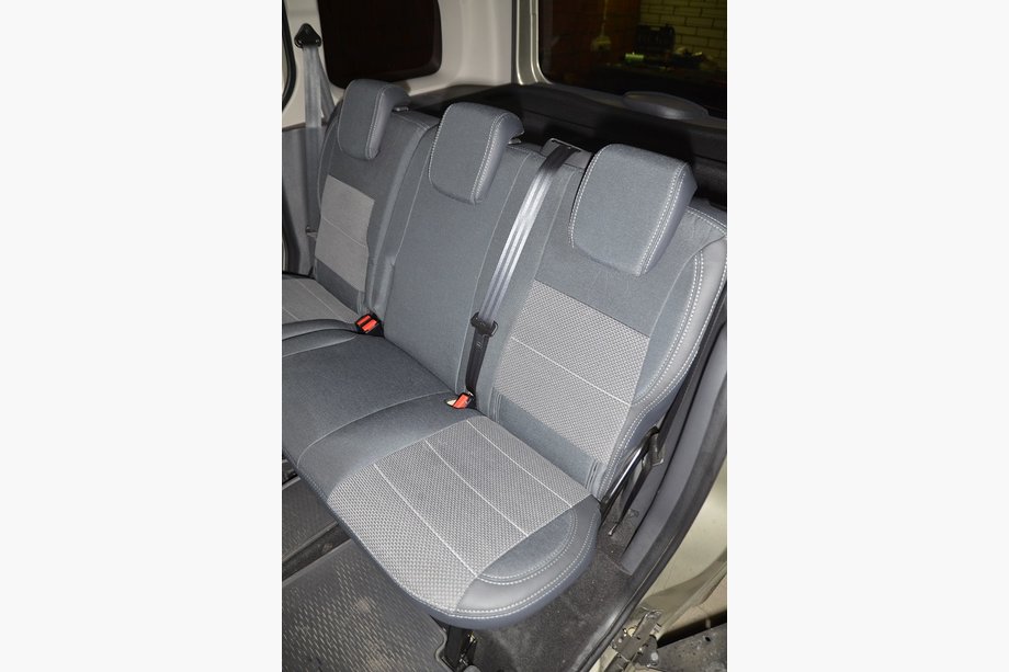 Mercedes Citan 2013–2021 Autosēdekļu pārvalki (mākslīgā āda↗audums, Premium) Priekšējiem sēdekļiem Image