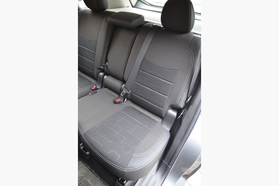 Nissan X-trail T32/Rogue 2014–2021 Ekoādas sēdekļu pārvalki SoyuzAuto Premium Foto 8