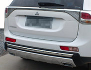 Mitsubishi Outlander 2012–2021 Aizmugurējais difuzors (2013-2015) foto 1