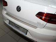 Volkswagen Passat B8 2015–2023 Aizmugurējā bampera uzlika Nataniko (nerūsējošais tērauds) foto 1