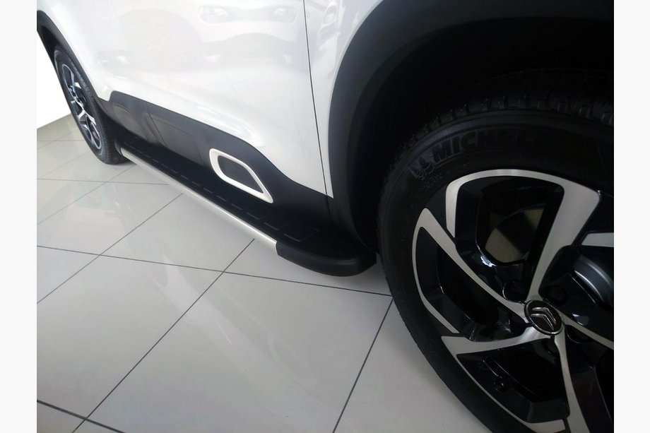Peugeot 3008 2016–2023 Sānu pakāpieni Duru (2 gab., alumīnijs) Image