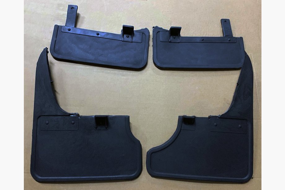 Volkswagen T5 Multivan 2003–2010 Turku dubļusargi (plastmasas) Priekšējie dubļusargi Image