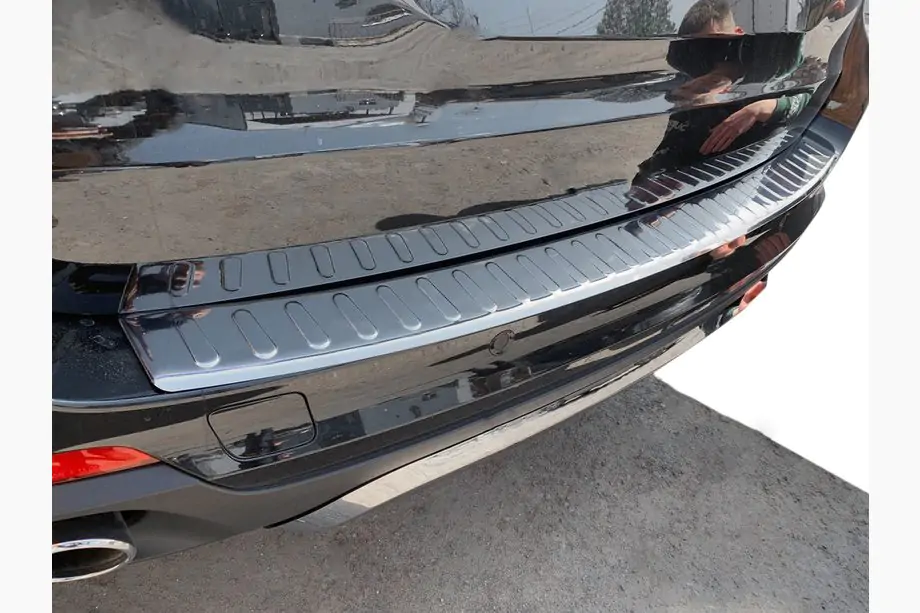 BMW X5 F15 2013–2018 Aizmugurējā bufera hroma uzlika (Carmos) Image