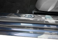 Volkswagen Golf 5 2003–2009 Iekšējo sliekšņu uzlikas (2 gab., nerūsējošais tērauds) foto 1