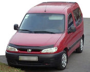 Peugeot Partner 1996–2008 Motora pārsega deflektors FLY (1996-2003) foto 1