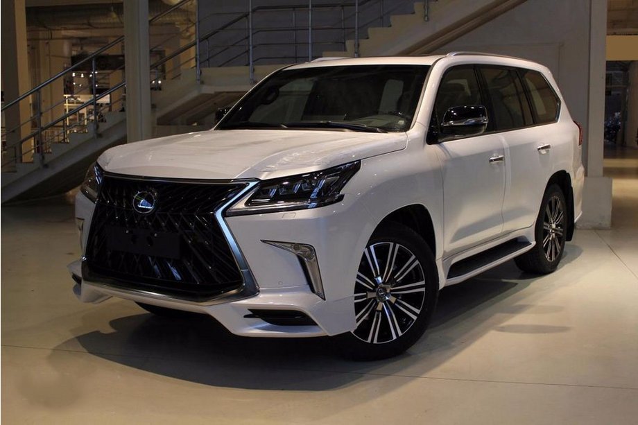 Lexus LX570/450d 2008–2022 Sānu sliekšņi (Lexus dizains 2016+) Melna krāsa Foto 2