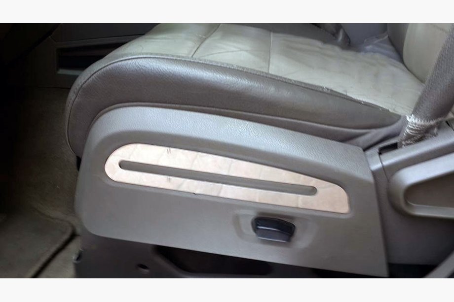Dodge Nitro 2006–2011 Hroma uzlikas sēdekļiem (nerūsējošais tērauds) Image