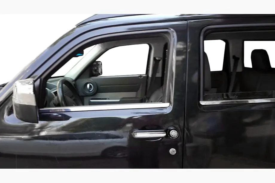 Jeep Cherokee/Liberty 2007–2013 Logu moldings (nerūsējošais tērauds) Image