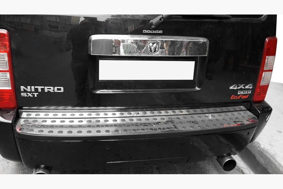 Dodge Nitro 2006–2011 Aizmugurējā bufera uzlika (nerūsējošais tērauds) Image