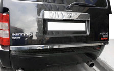 Dodge Nitro 2006–2011 Bagāžnieka malas uzlika (nerūsējošā tērauda) foto 1