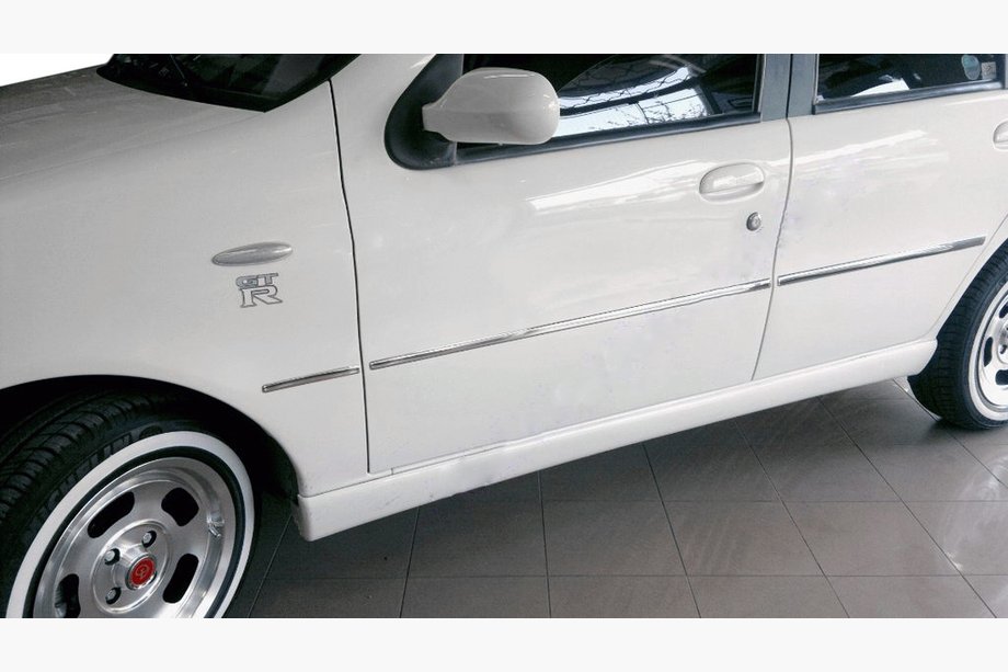 Fiat Palio 1996–2011 Durvju moldingi (6 gab., nerūsējošais tērauds) Image