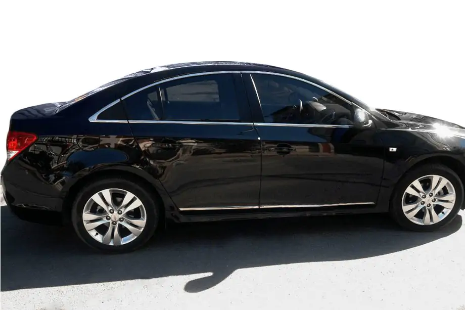 Chevrolet Cruze 2009–2015 Nerūsējošā tērauda durvju moldingu uzlikas Image