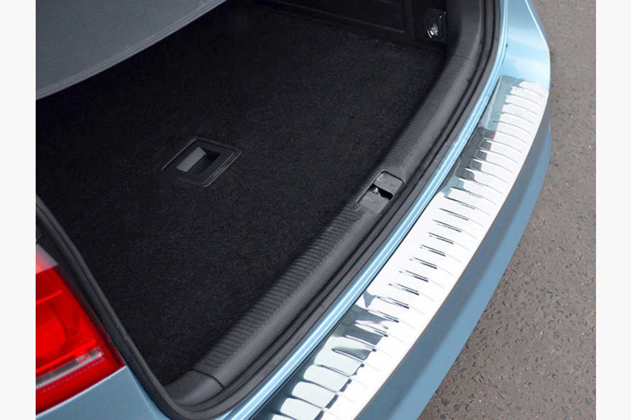 Volkswagen Passat B7 2012–2015 Aizmugurējā bampera uzlika OmsaLine, spīdīga (SW, nerūsējošais tērauds) Image