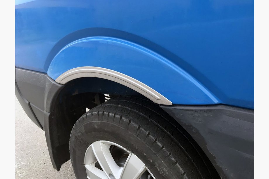 Volkswagen Crafter 2006–2016 Šauras riteņu arku uzlikas (4 gab., nerūsējošais tērauds) Image