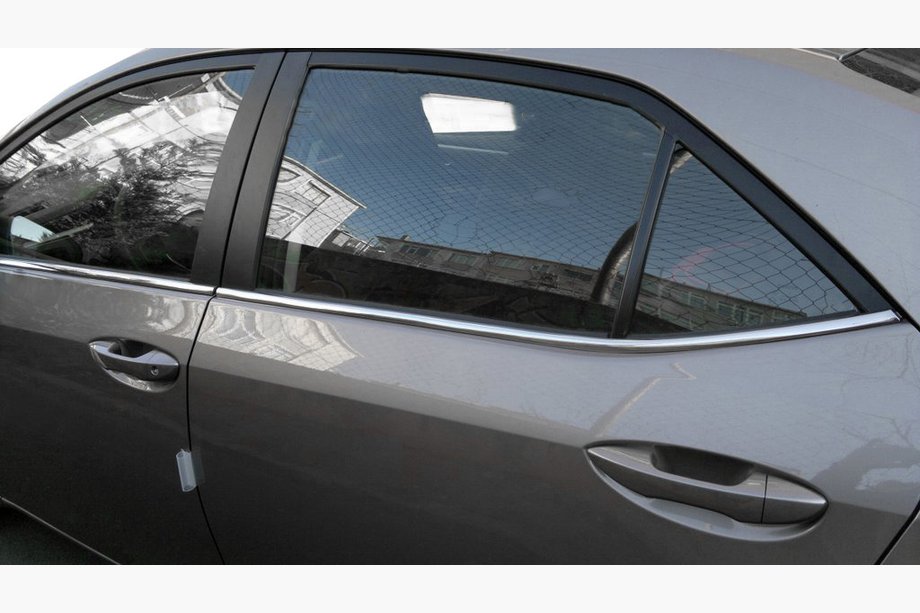 Toyota Corolla 2013–2019 Apakšējā apmale (4 gab., nerūsējošais tērauds) Image
