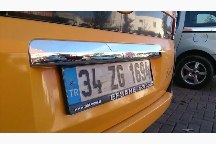 Fiat Fiorino/Qubo 2008–2024 Uzliktnis virs numura zīmes (nerūsējošais tērauds) Foto 3