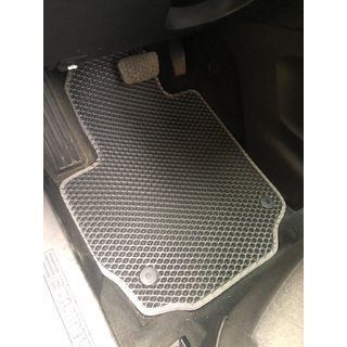 EVA auto paklājiņi (melni) foto 1