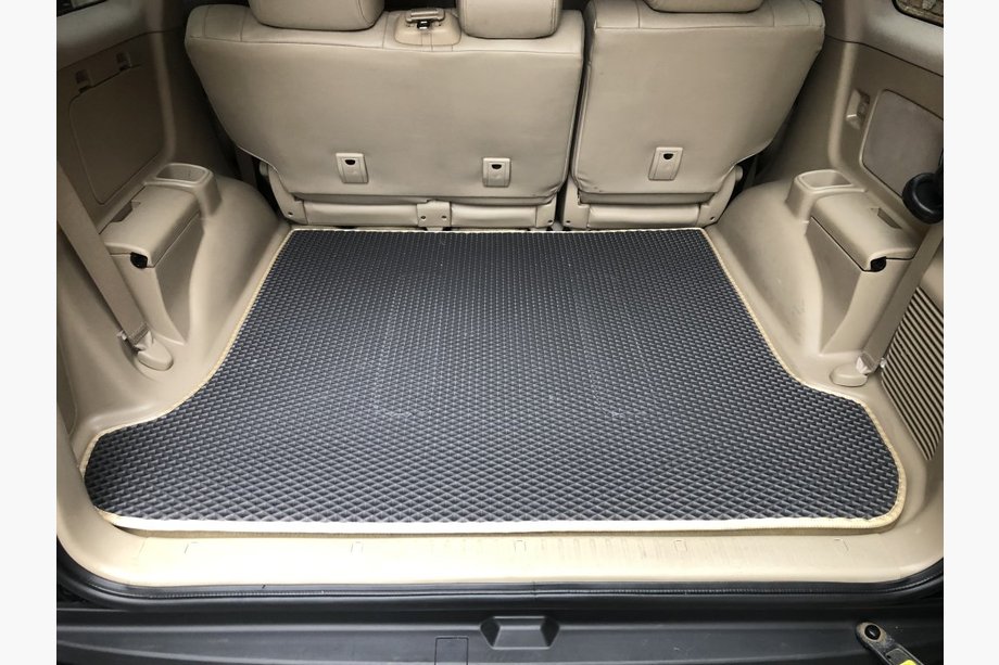 Lexus GX470 2002–2009 Bagāžnieka paklājiņš melns (EVA, 5 vai 7 sēdvietas) Image