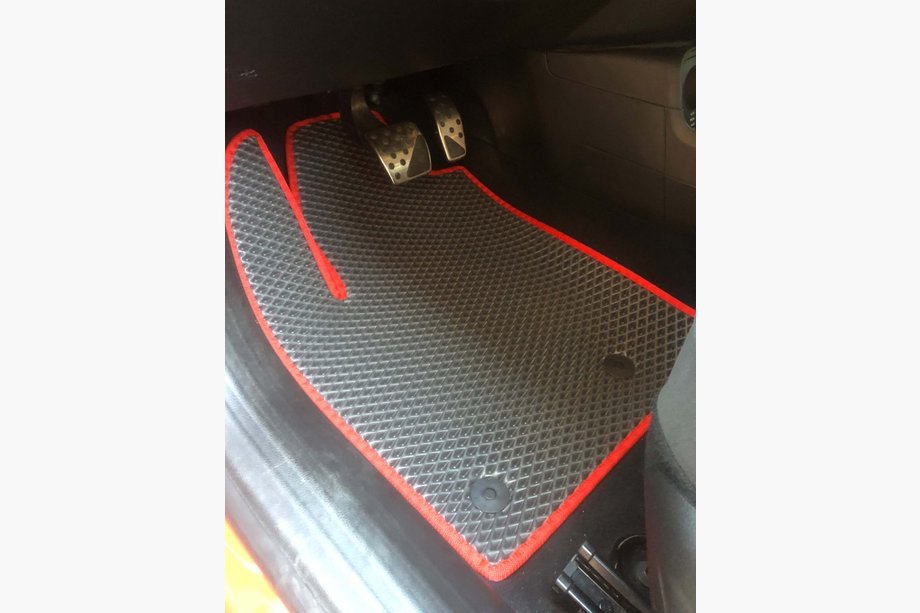 Fiat 500X 2014–2024 EVA auto paklājiņi (melni) Image