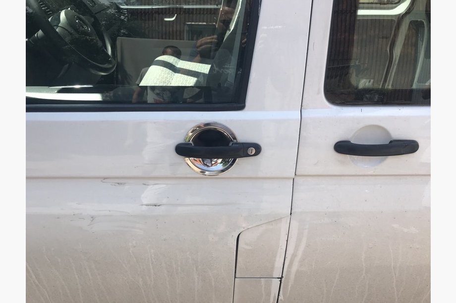 Volkswagen T5 Transporter 2003–2010 Uzlikas zem durvju rokturiem (nerūsējošais tērauds) Carmos - turku nerūsējošais tērauds, 4 gab. Foto 9