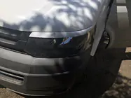 Volkswagen T5 2010–2015 Priekšējo lukturu uzacis (2 gab., krāsošanai) foto 1