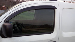 Renault Kangoo 2008–2020 Logu vēja deflektori (2 gab., DDU-CBR) foto 1