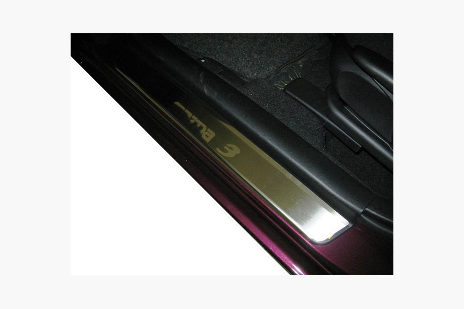 Mazda 3 2003–2009 Sliekšņu uzlikas Nataniko (4 gab., nerūsējošais tērauds) Premium - 3M līmlente, 0,8 mm Image