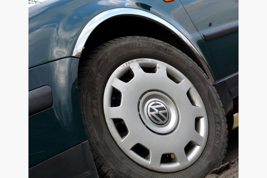 Volkswagen Passat B5 1997–2005 Riteņu arku uzlikas (4 gab., nerūsējošais tērauds) Sedans, 1996-2000 Image