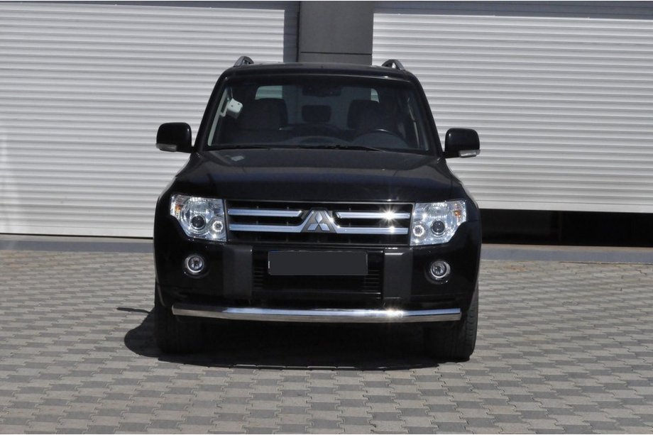 Mitsubishi Pajero Wagon IV 2006–2021 Priekšējais aizsargstienis ST008 (nerūsējošais tērauds) Foto 1