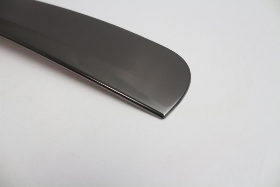 Nissan Qashqai 2007–2010 Numura zīmes augšējā uzlika melns hroms (nerūsējošais tērauds) Image