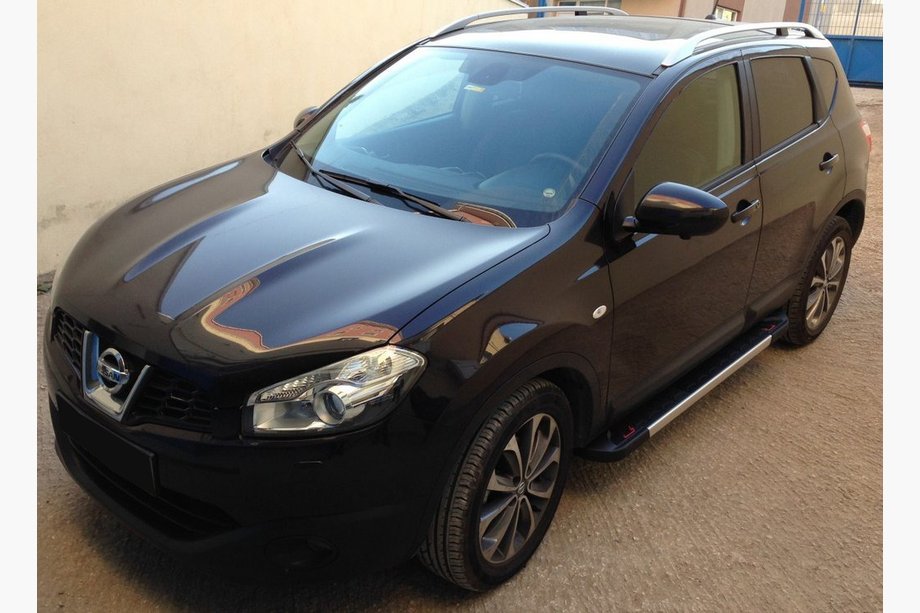 Nissan Qashqai 2010–2014 Sānu pakāpieni RedLine V1 (2 gab., alumīnija) Image
