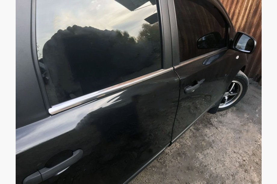 Nissan Note 2004–2012 Logu apmales (4 gab., nerūsējošais tērauds) Image