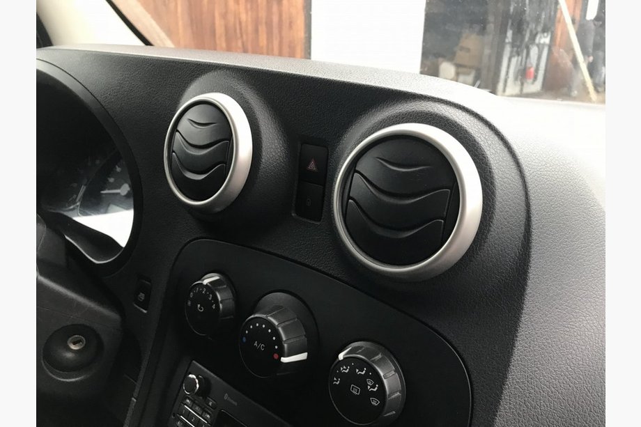 Mercedes Citan 2013–2021 Salona ventilācijas atveru apdares rāmīši (4 gab., nerūsējošais tērauds) Image