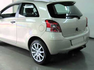 Toyota Yaris 2006–2011 Spoileris krāsošanai foto 1