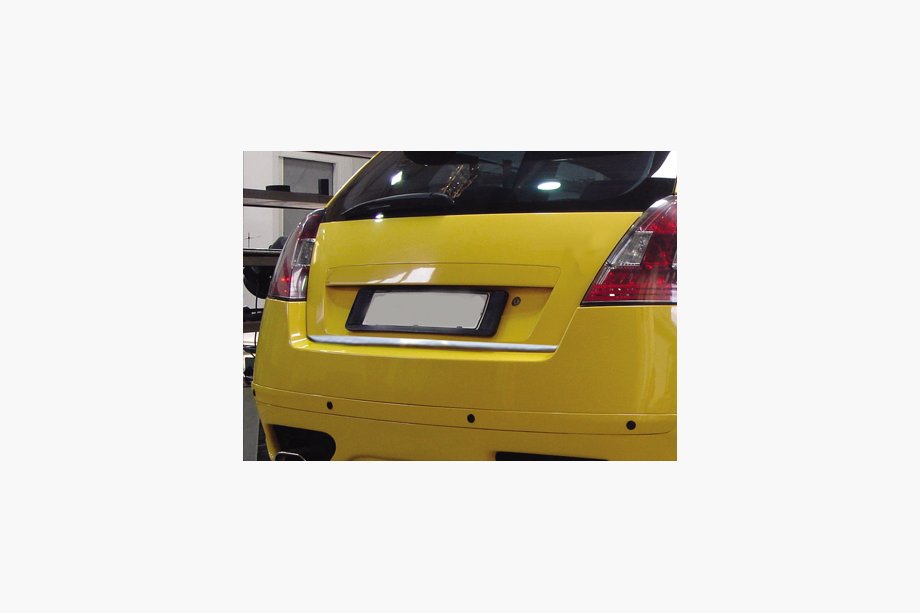 Fiat Stilo 2001–2007 Bagāžnieka malas uzlika (nerūsējošā tērauda) Image
