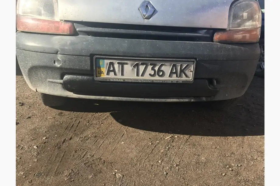 Renault Kangoo 1998–2008 Ziemas apakšējā radiatora reste (1998-2003) Foto 3