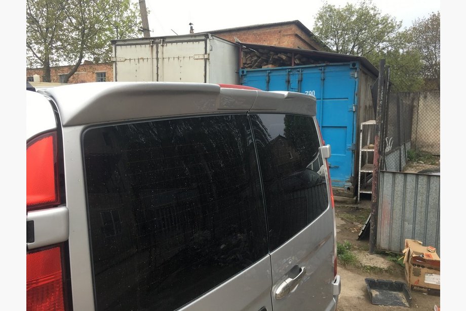 Mercedes Vito W639 2004–2014 Anatomiskais spoileris 2 durvīm (krāsošanai) Foto 4