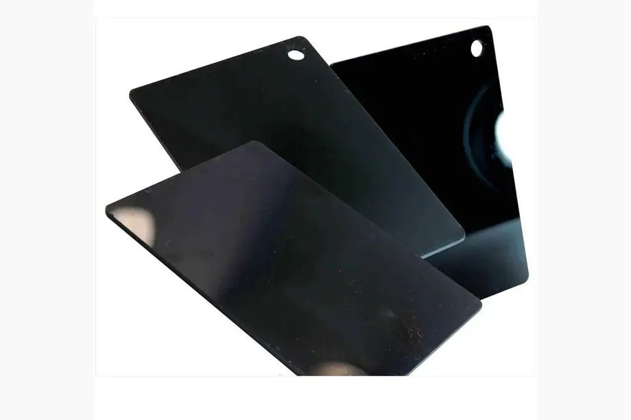 ABS plastmasas loksne 2050×1100×2 mm (piano spīdums) Image
