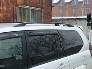 Toyota Land Cruiser Prado 120 2002–2009 Melni turku jumta reliņi Plastmasas stiprinājuma kājas foto 5