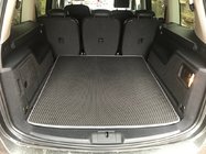 Volkswagen Sharan 2010–2023 Augšējais bagāžnieka paklājs (EVA, melns) foto 1