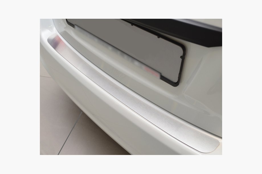 Toyota Yaris 2010–2020 Aizmugurējā bufera aizsarguzlika Natanika (nerūsējošais tērauds) Image