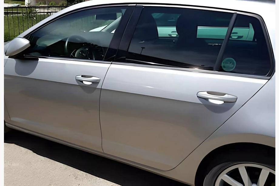 Volkswagen Golf 7/E-Golf 2012–2020 Apakšējās logu līstes Black Chrome (4 gab., nerūsējošais tērauds) Image
