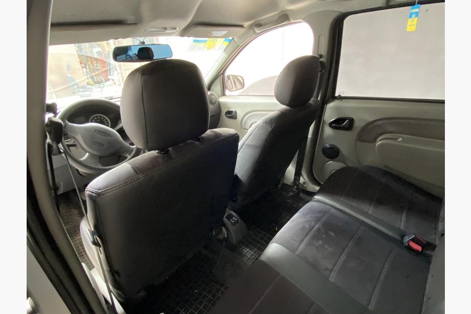 Dacia Logan I 2005–2008 Auto sēdekļu pārvalki eko āda+audums+Alcantara Antara A001 (pilns salona komplekts) Foto 4