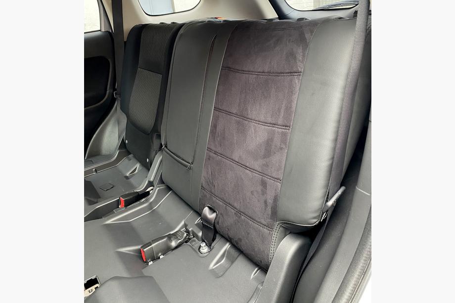 Mitsubishi Outlander 2012–2021 Auto sēdekļu pārvalki eko āda+audums+Alcantara Antara A001 (pilns salona komplekts) Image