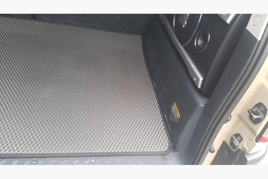 Toyota FJ Cruiser 2006–2022 Bagāžnieka paklājiņš (EVA, melns) Foto 4